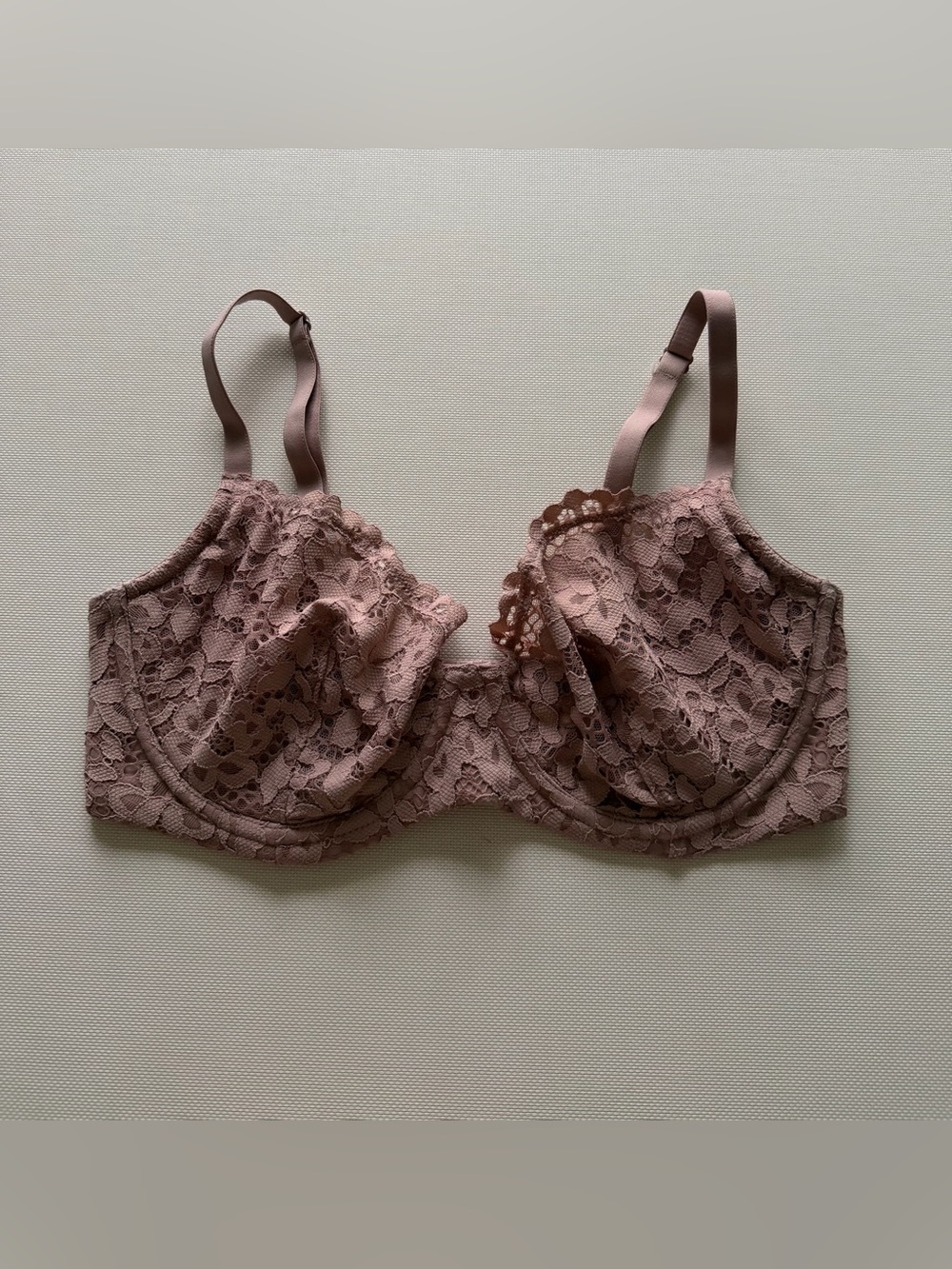 Victoria's Secret Lace Underwire Bra - Mauve Pink